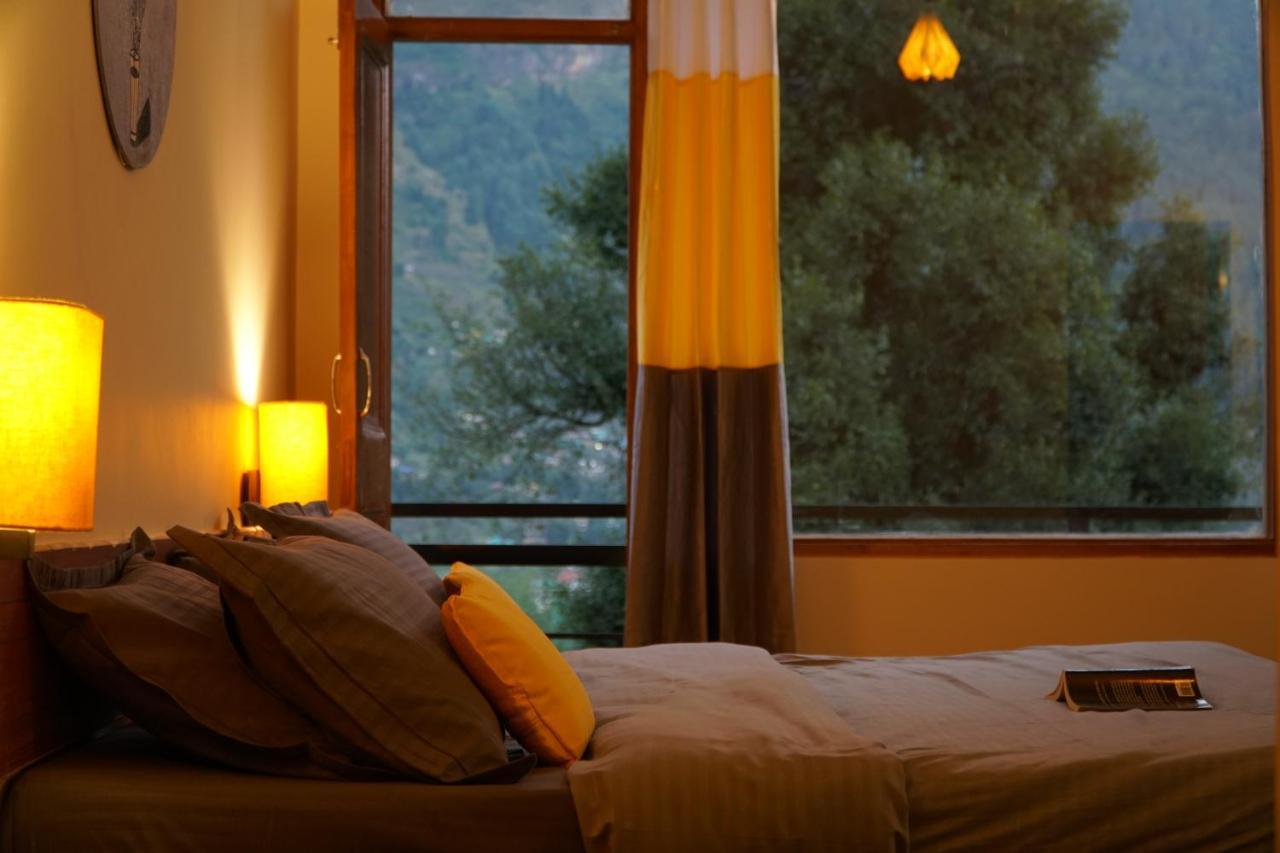 Firefly Hostel Маналі Екстер'єр фото